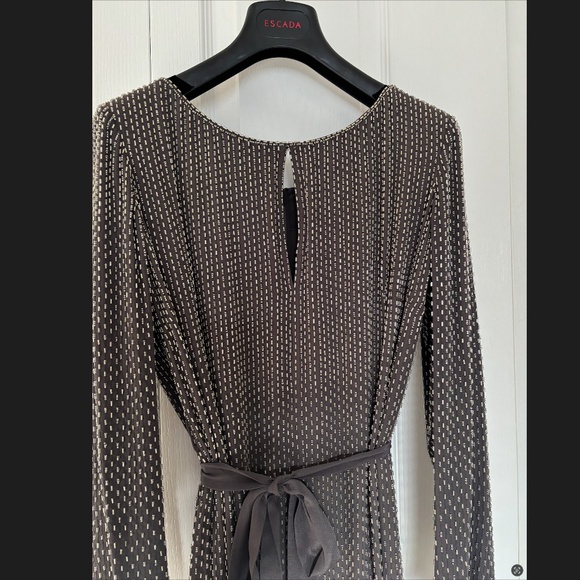 ESCADA Stunning Beaded Evening Formal Dress -100% Silk Beaded Dress – Size 40 - Picture 12 of 16